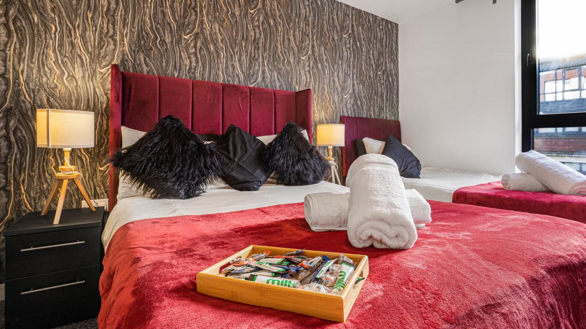 Oceanic Bliss: 2 Bed 2 Bath + Free Park + Netflix Leilighet Birmingham Eksteriør bilde