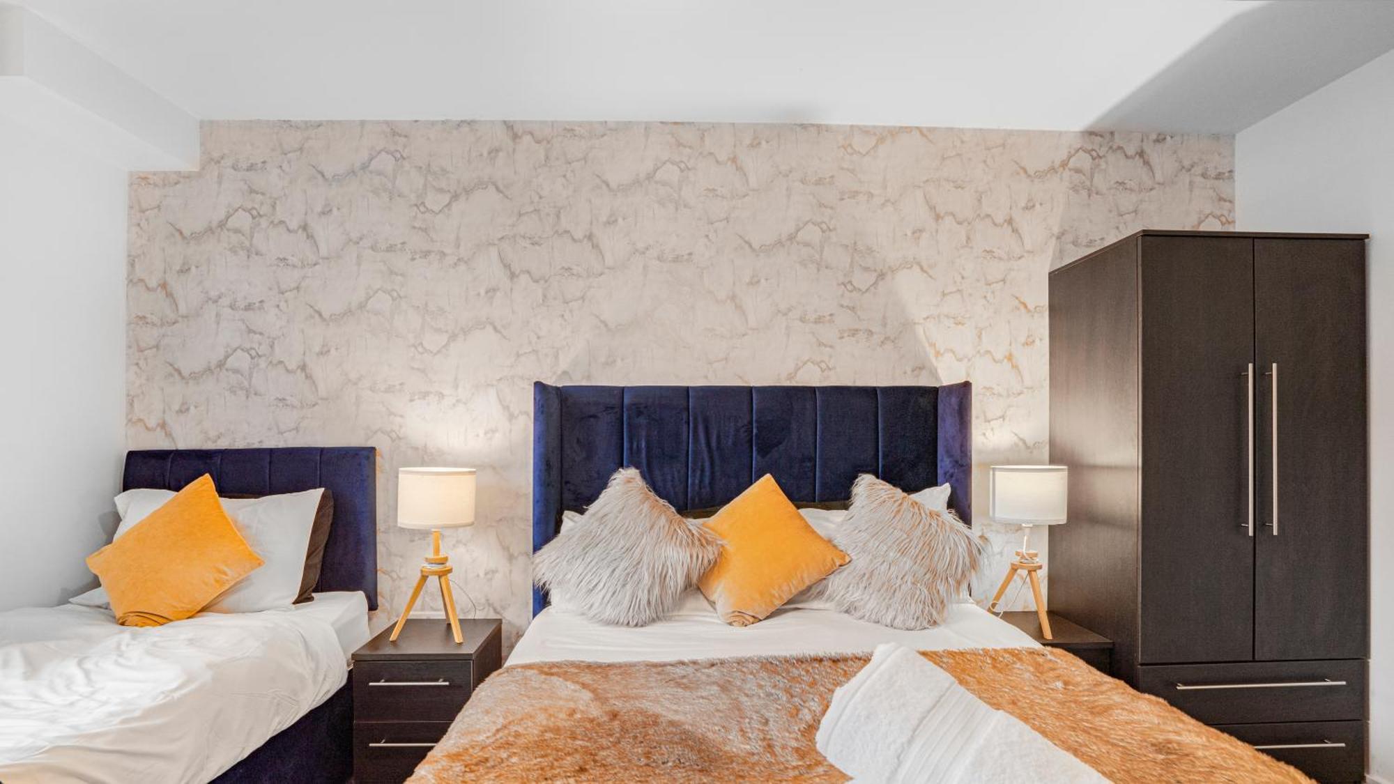Oceanic Bliss: 2 Bed 2 Bath + Free Park + Netflix Leilighet Birmingham Eksteriør bilde