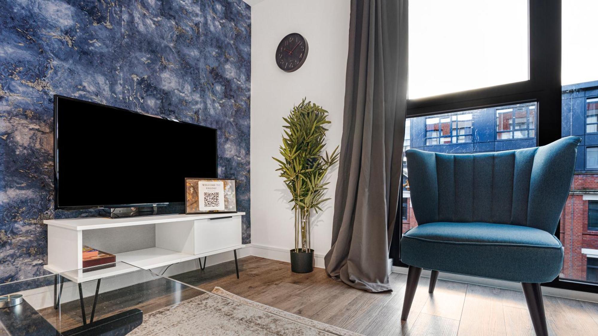 Oceanic Bliss: 2 Bed 2 Bath + Free Park + Netflix Leilighet Birmingham Eksteriør bilde