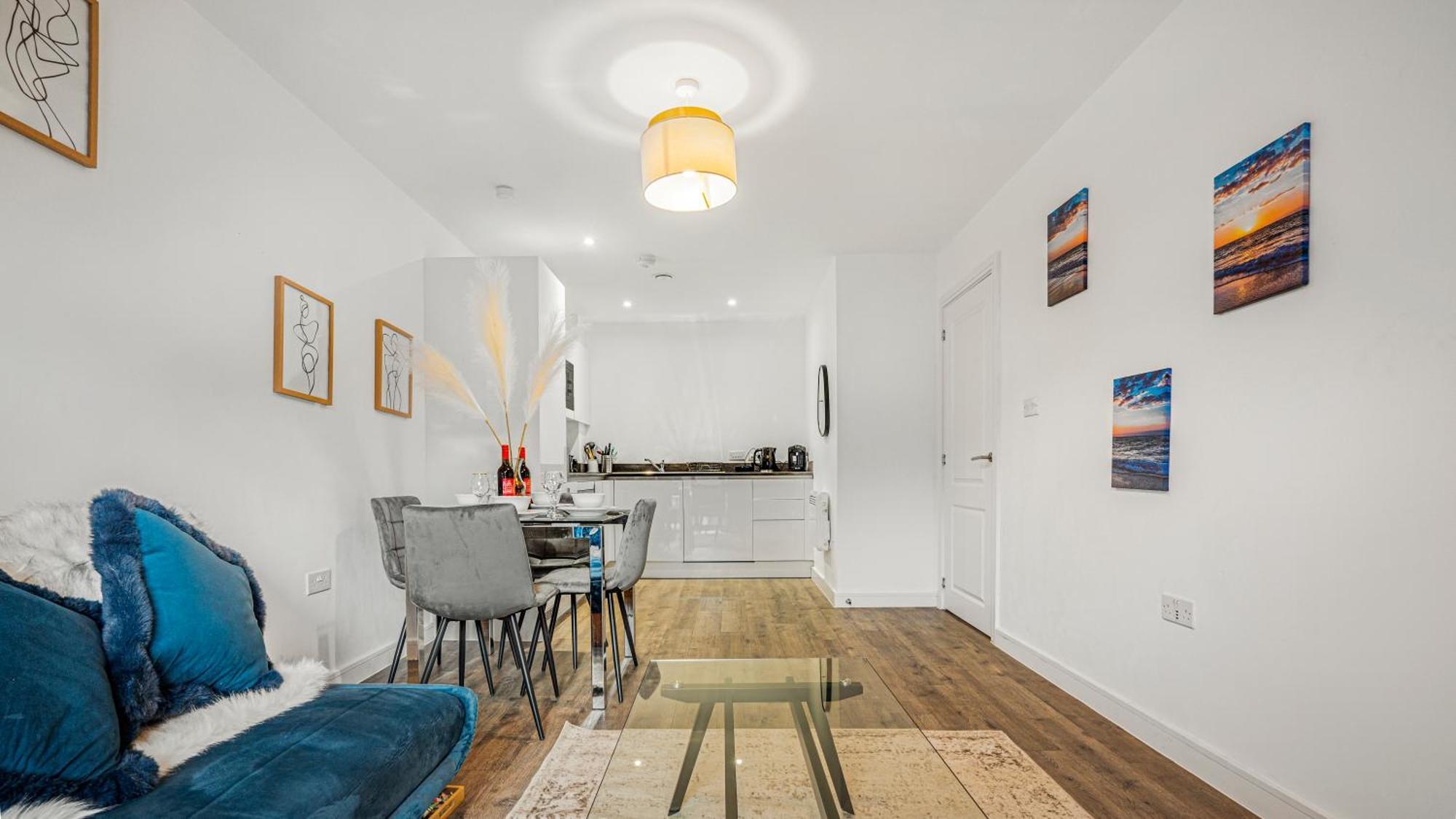 Oceanic Bliss: 2 Bed 2 Bath + Free Park + Netflix Leilighet Birmingham Eksteriør bilde