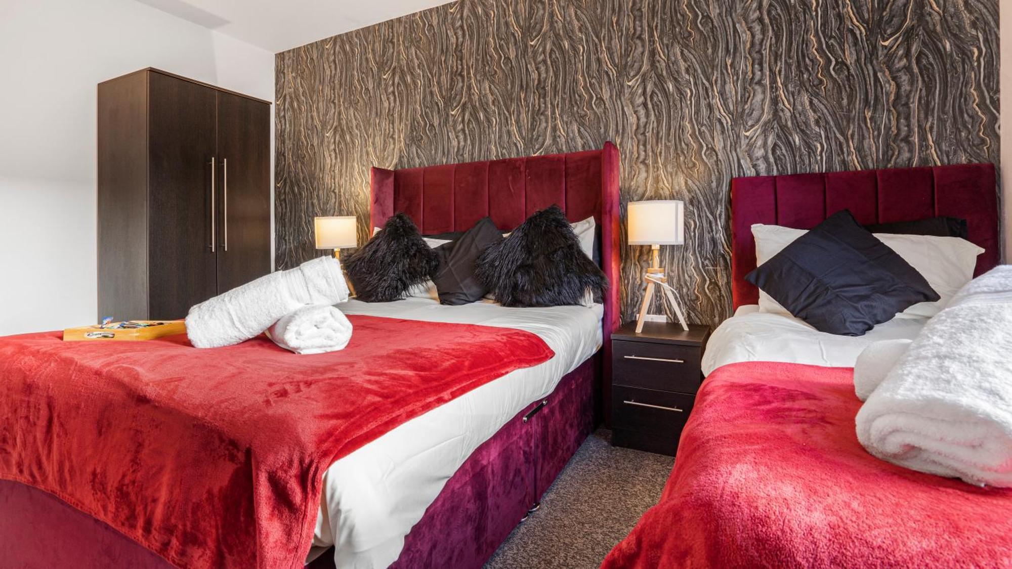 Oceanic Bliss: 2 Bed 2 Bath + Free Park + Netflix Leilighet Birmingham Eksteriør bilde